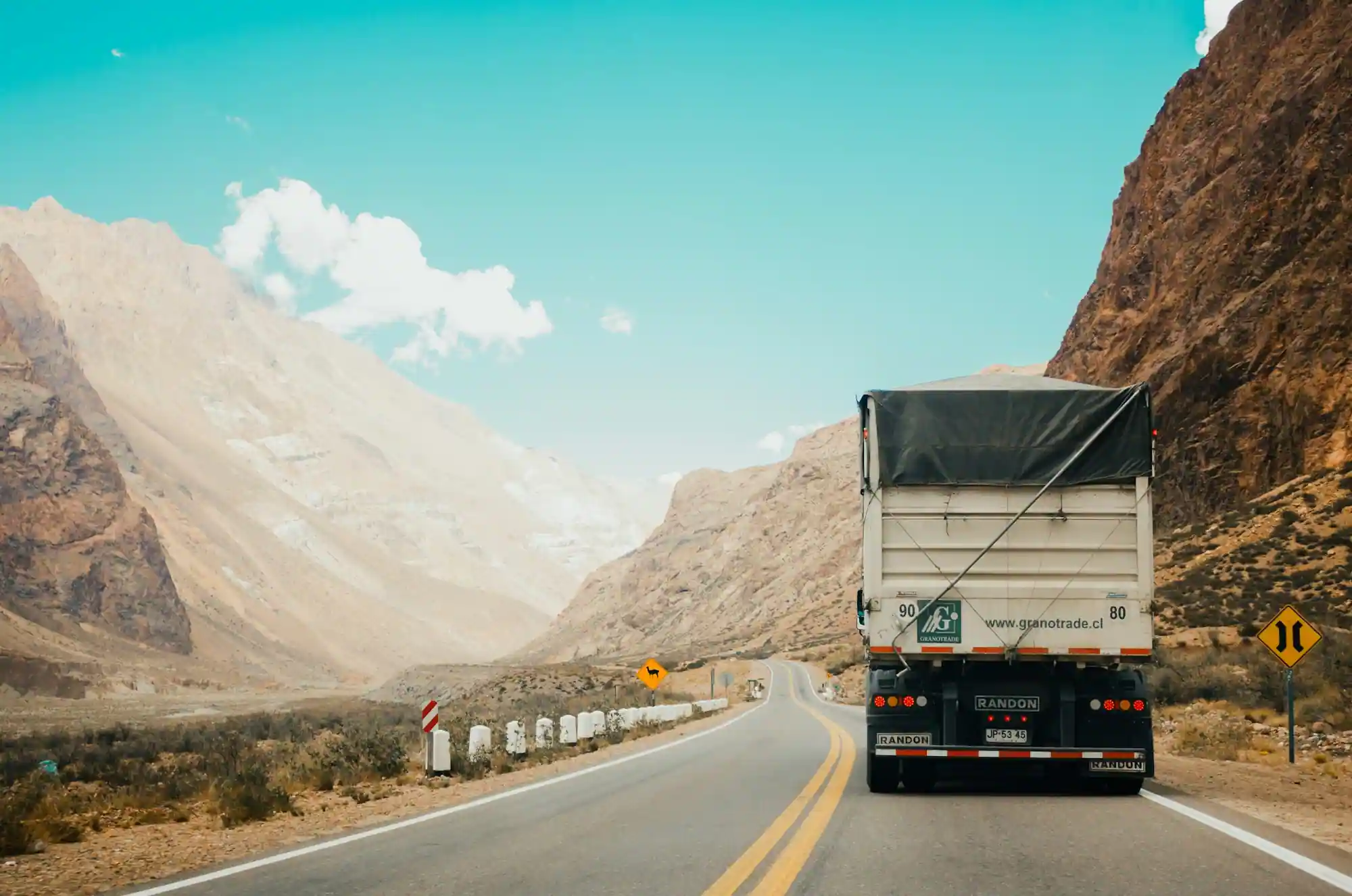 Logística con Seguridad Total - AGSA Transportes